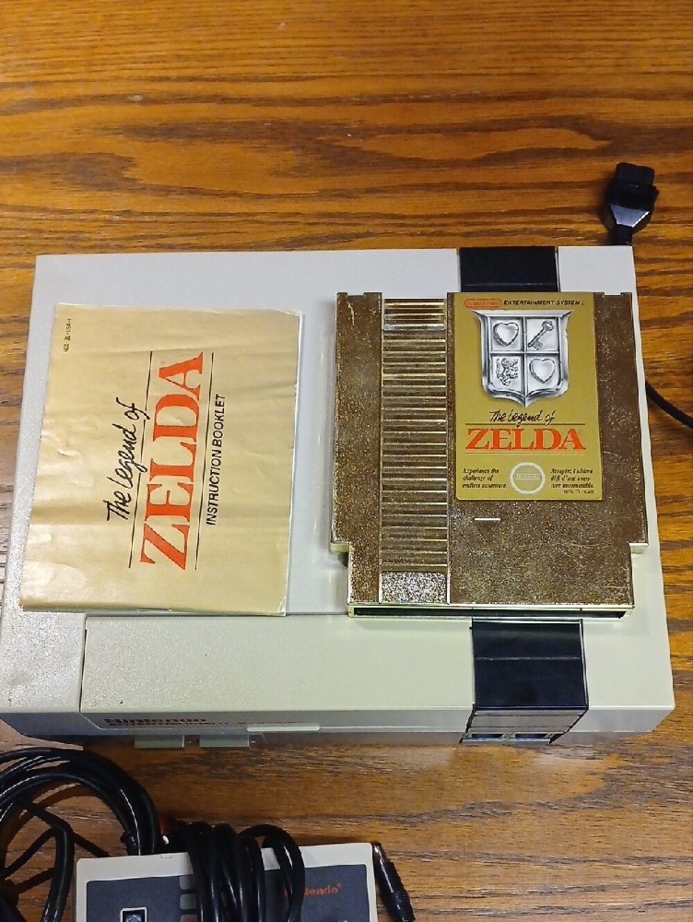 Vintage Original NES Console Bundle w/ 5 Games (Zelda, Mario 2, TMNT) + Zapper G - Picture 16 of 16